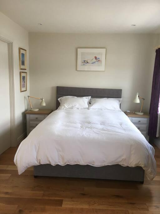 2 Quay Road, Killala. Stunning Sea Front Cottage 외부 사진