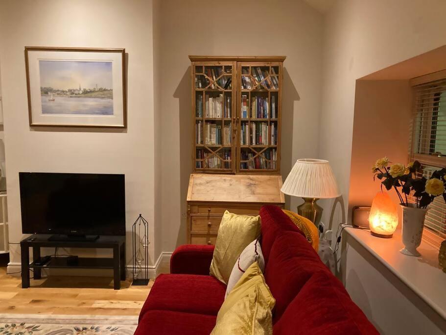 2 Quay Road, Killala. Stunning Sea Front Cottage 외부 사진