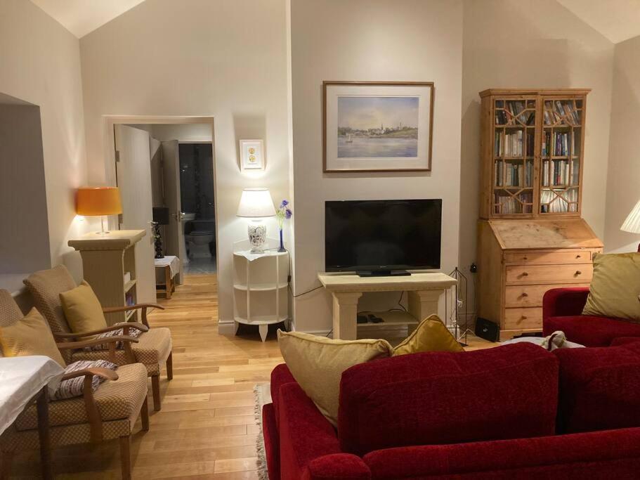 2 Quay Road, Killala. Stunning Sea Front Cottage 외부 사진